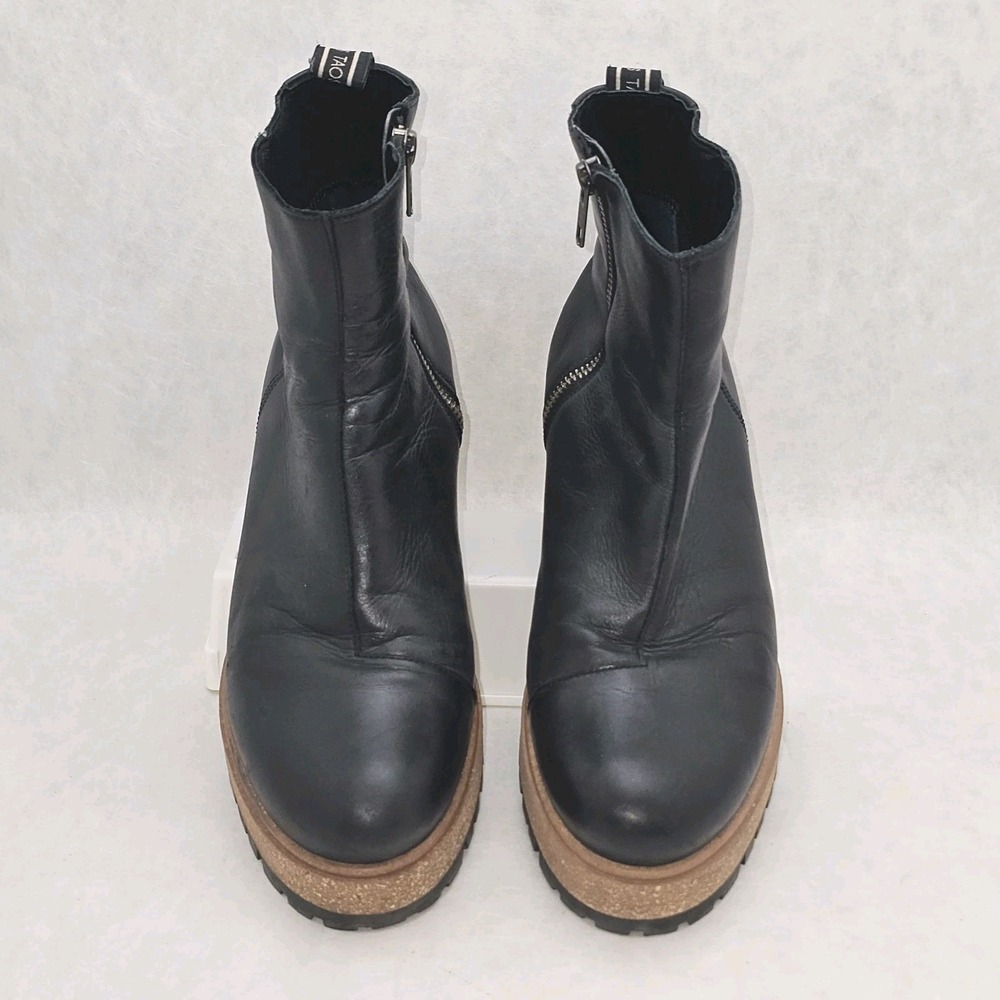 EUC Taos Downtown Chelsea Boot Womens EU38 US 7-7.5 Black Leather Inside Zipper - Picture 3 of 8